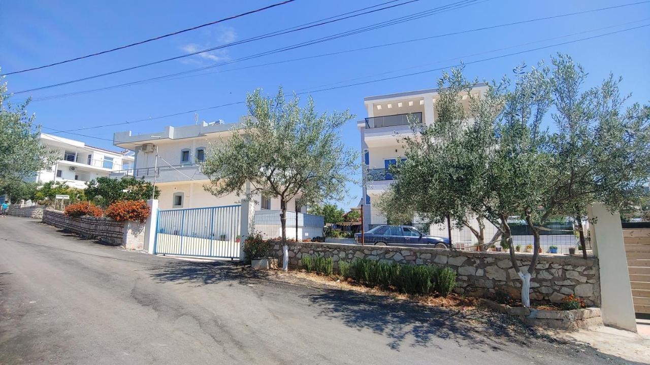 Villa Leonel Zeka 卡萨米尔 外观 照片